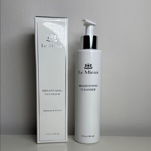 Le Mieux BRIGHTENING CLEANSER 6 fl oz / 180 ml